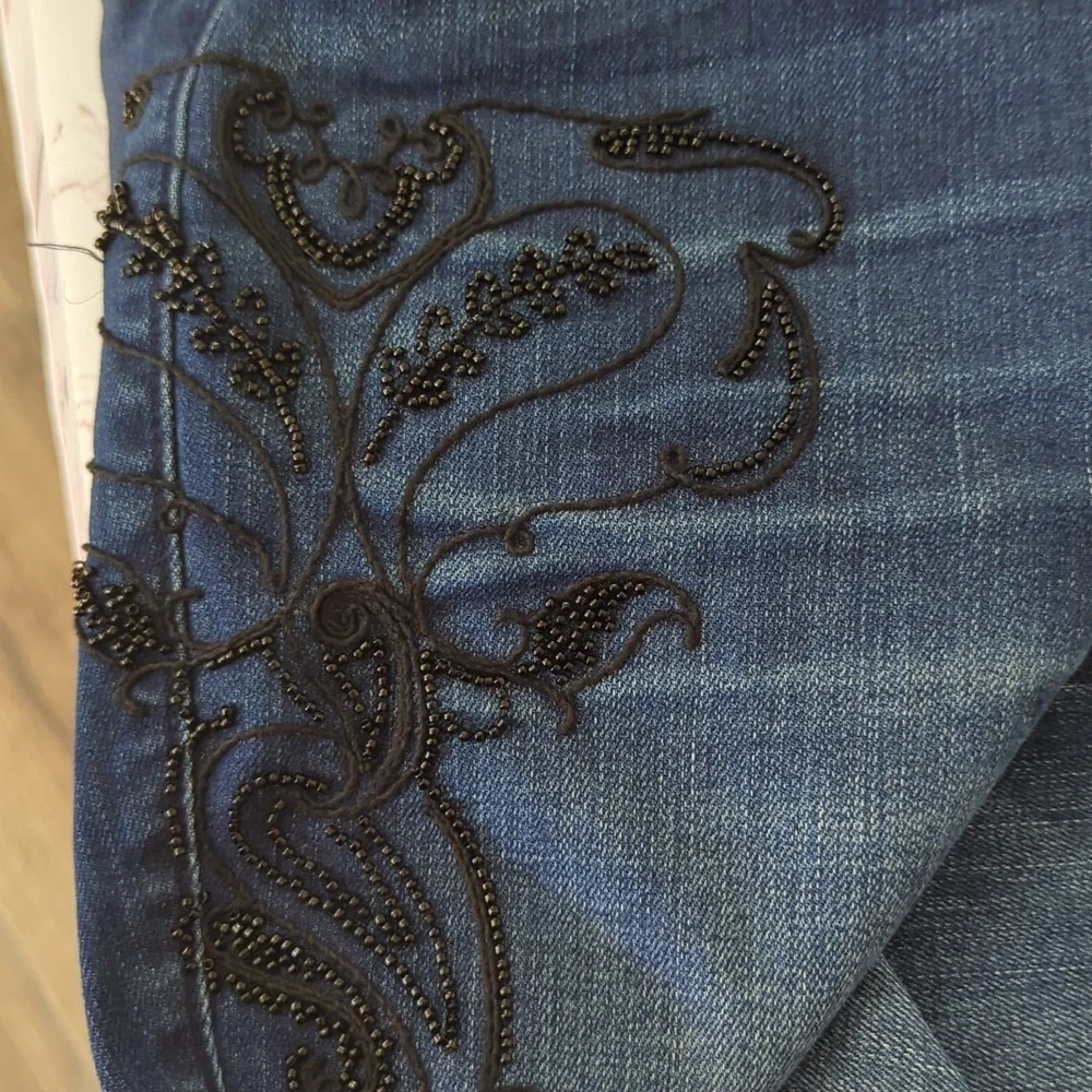 WHBM THE SKINNY Women's Blue With Black Embelishment Jeans Size 16W